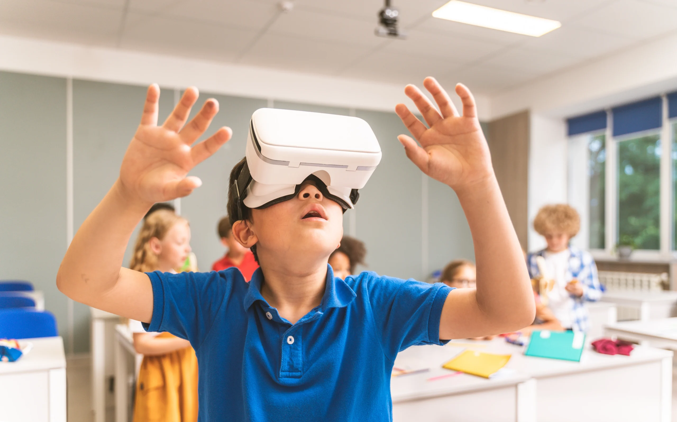 Why-VR-Learning-ClassVR-Is-the-Future-of-Education-in-the-GCC